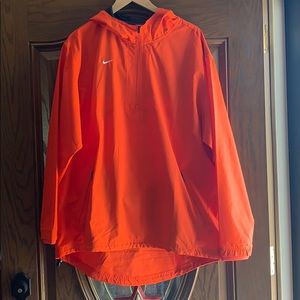 Nike Hooded Pullover